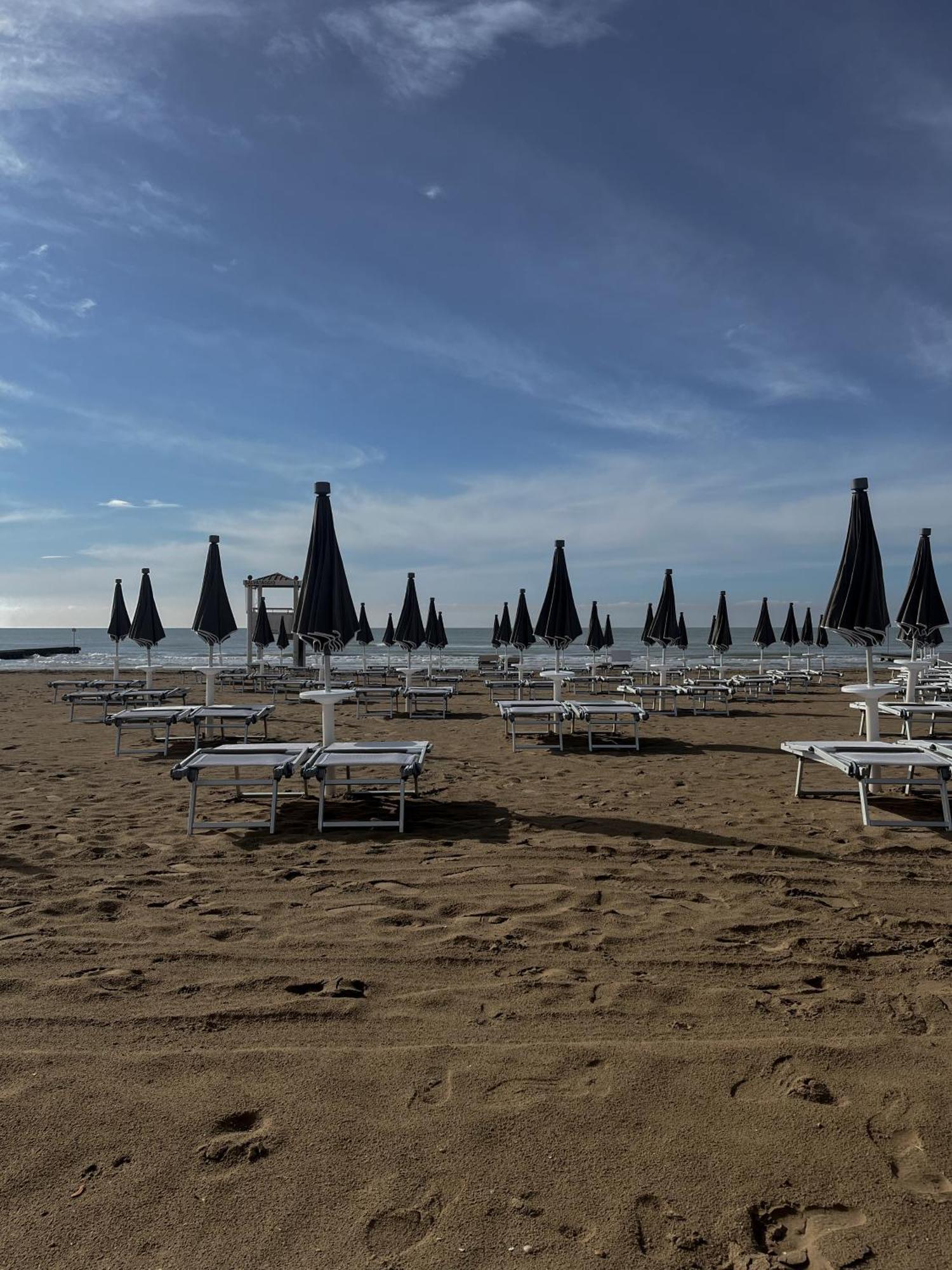 Apartment Luma With Pool Lido di Jesolo Eksteriør billede